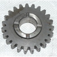 Шестерня роздатки проміжна ДТЗ244.5 Z=23 d=25 L=20