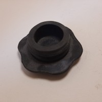 Кришка маслозаливна гумова д=35/38  (2 кільця) Д=56