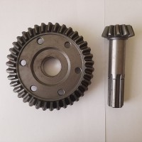 Головна пара переднього моста ХТ224 Z=12/38 на 6 болтів  d=25 L=125