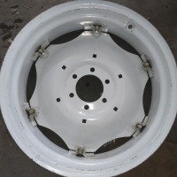 Диск заднього колеса 9,5-24 ДФ244