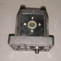 НШ-306 правий плоский бік на 4 болти кришки - алюміній